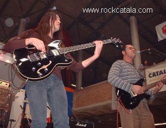 En José Luis al baix i en Manel a la guitarra