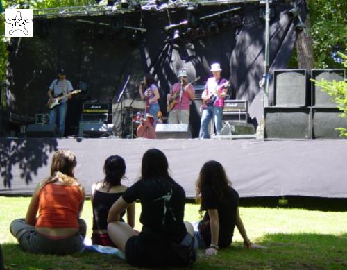 Les actuacions del divendres es van iniciar amb el matiner concert dels Busk'n'Baix