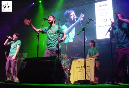 Els valencians van posar el punt i final a set hores seguides de música en directe